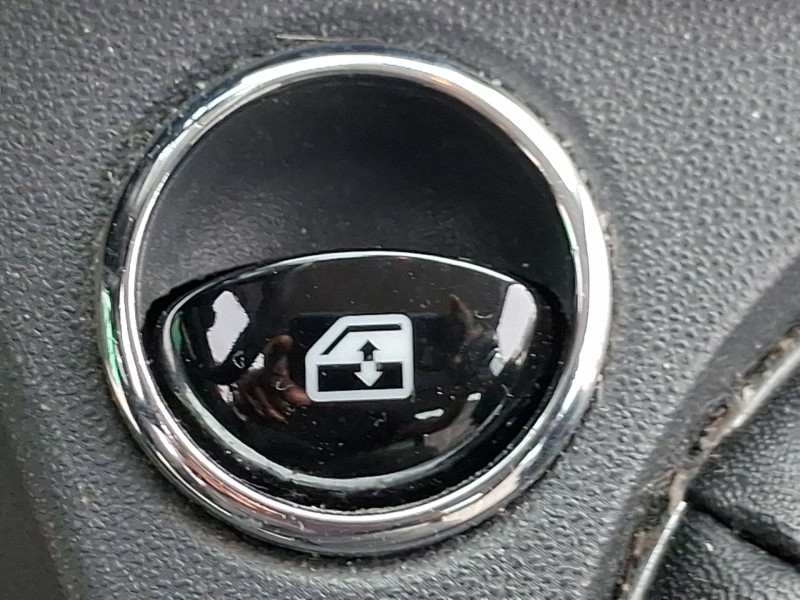 Recambio de mando elevalunas delantero izquierdo para fiat 500 (312_) 1.2 (312axa1a) referencia OEM IAM 735450601  