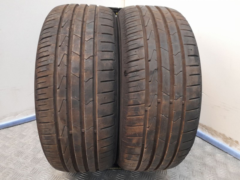 Recambio de neumatico pareja para neumaticos reutilizados - referencia OEM IAM 195501582V HANKOOK 195/50/15/82V