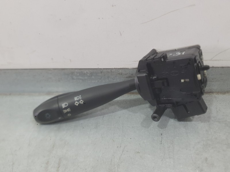 Recambio de mando intermitentes para hyundai i10 i (pa) 1.1 referencia OEM IAM 934100X050  934200X250