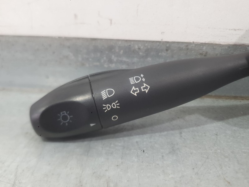 Recambio de mando intermitentes para hyundai i10 i (pa) 1.1 referencia OEM IAM 934100X050  934200X250