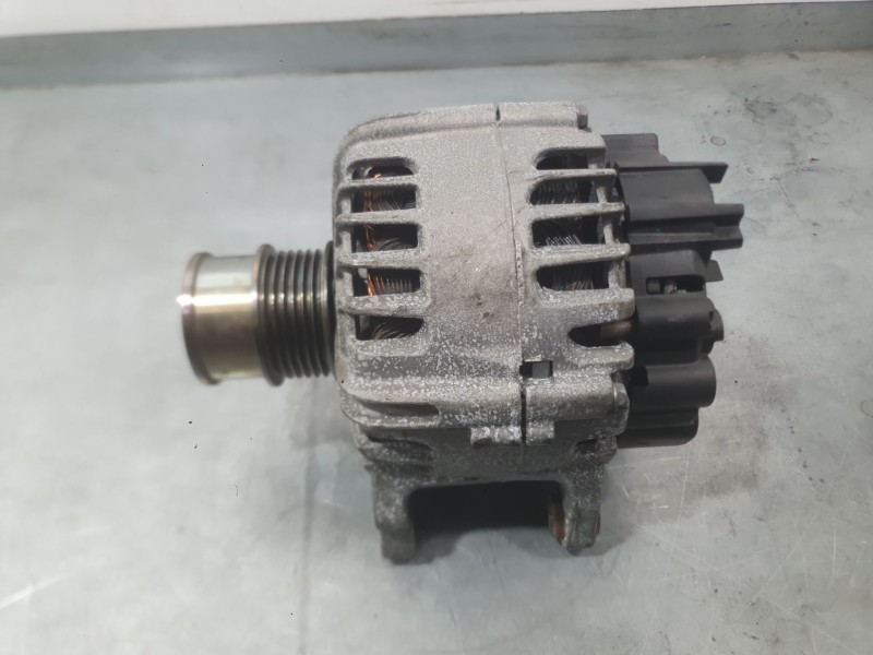 Recambio de alternador para seat leon st (5f8) 1.4 tsi referencia OEM IAM 04E903015G 04E903015GX 