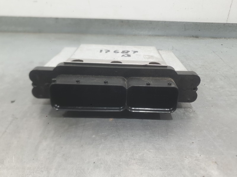 Recambio de centralita motor uce para seat leon st (5f8) 1.4 tsi referencia OEM IAM 04E906027HB  