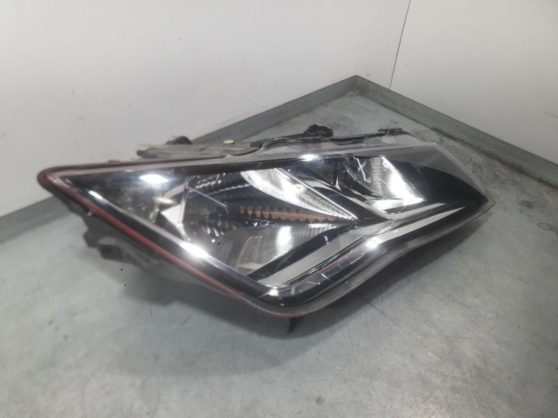 Recambio de faro derecho para seat leon st (5f8) 1.4 tsi referencia OEM IAM 5F1941006B  