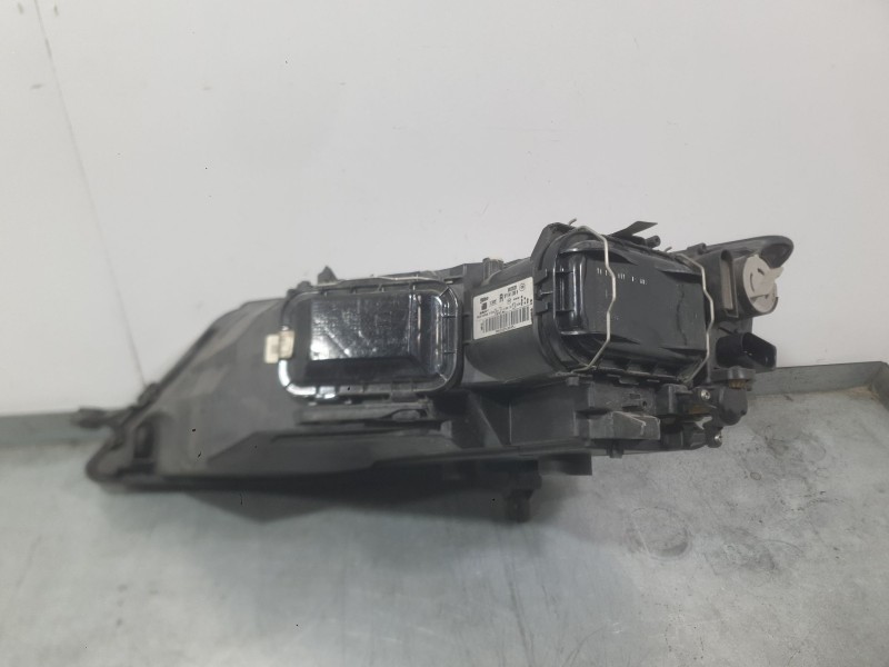 Recambio de faro derecho para seat leon st (5f8) 1.4 tsi referencia OEM IAM 5F1941006B  