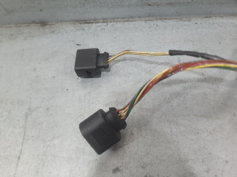 Recambio de retrovisor derecho para seat leon st (5f8) 1.4 tsi referencia OEM IAM 5F1857508Q9B9 ELECTRICO 