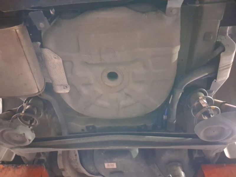 Recambio de puente trasero para fiat 500 (312_) 1.2 (312axa1a) referencia OEM IAM 51889557 TAMBOR C/ABS 4 TORNILLOS 