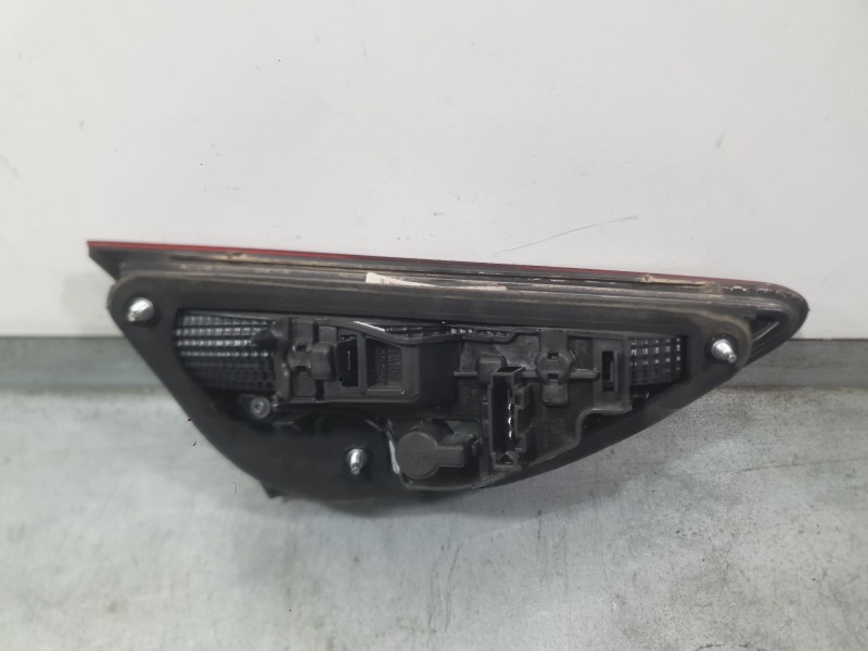 Recambio de piloto trasero derecho interior para seat leon st (5f8) 1.4 tsi referencia OEM IAM 5F0945094L  