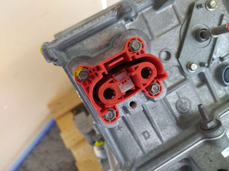 Recambio de caja cambios para ford kuga titanium plug-in hybrid referencia OEM IAM LX687000CF TN23210018106 AUTOMATICA