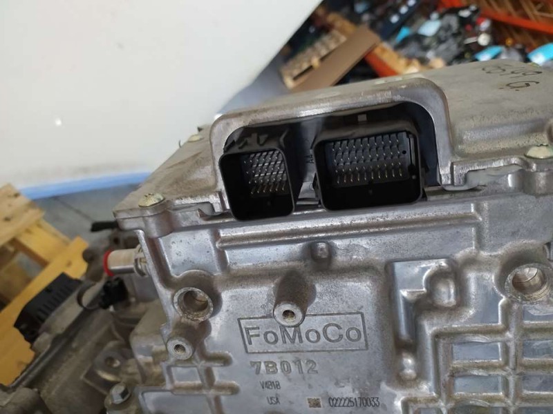 Recambio de caja cambios para ford kuga titanium plug-in hybrid referencia OEM IAM LX687000CF TN23210018106 AUTOMATICA