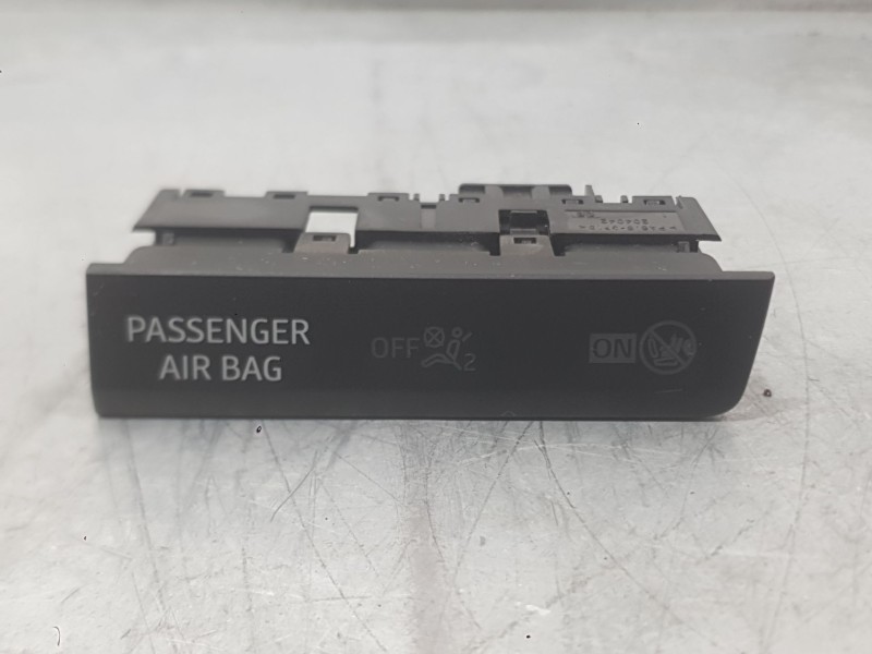 Recambio de interruptor para seat leon st (5f8) 1.4 tsi referencia OEM IAM  AIRBAG PASAJERO 
