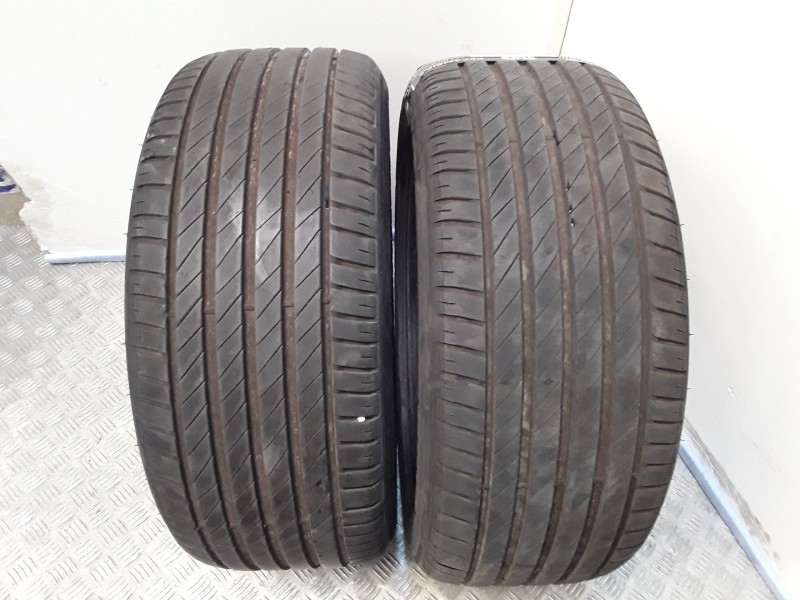 Recambio de neumatico pareja para neumaticos reutilizados - referencia OEM IAM 2454518100Y BFGROODRICH 245/45/18/100Y