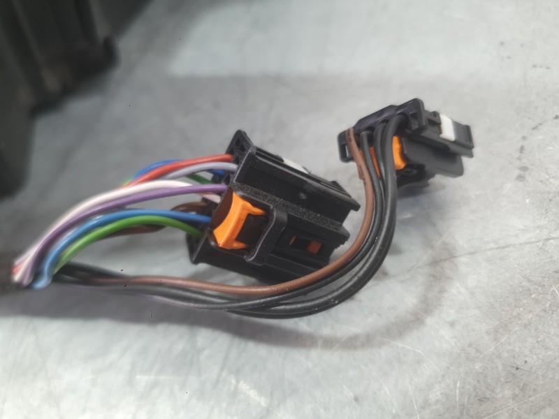 Recambio de retrovisor derecho para opel corsa f (p2jo) 1.2 (68) referencia OEM IAM 983769791T ELECTRICO C/LUZ CORTESÍA LED 