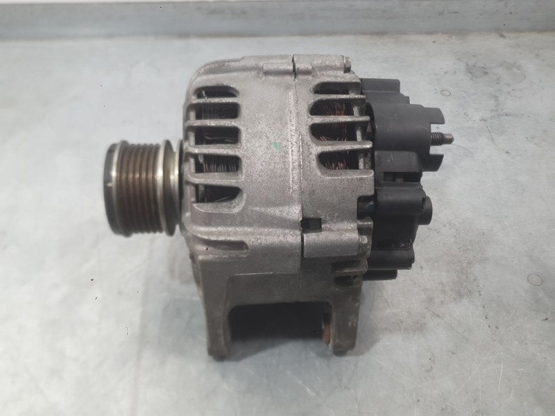 Recambio de alternador para renault clio iv (bh_) 1.5 dci 90 referencia OEM IAM 231008918R 231005018R 