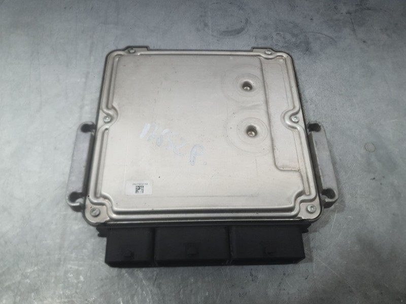 Recambio de centralita motor uce para renault clio iv (bh_) 1.5 dci 90 referencia OEM IAM 237102748R  