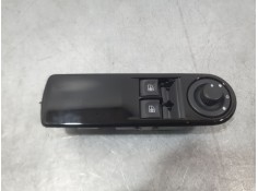 MANDO ELEVALUNAS DELANTERO IZQUIERDO 254112588R C/MANDO RETROVISOR 