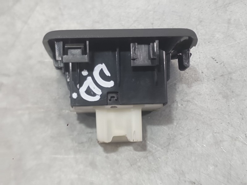 Recambio de mando elevalunas delantero derecho para mercedes-benz citan furgón/monospace (w415) 109 cdi (415.603, 415.605) refer