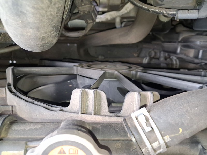 Recambio de electroventilador para mazda cx-30 (dm, dt, ed) skyactiv-g m hybrid referencia OEM IAM PAF215025  