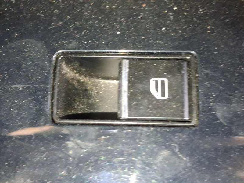 Recambio de mando elevalunas delantero derecho para mazda cx-30 (dm, dt, ed) skyactiv-g m hybrid referencia OEM IAM BDGF66370  