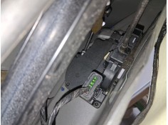 CERRADURA PUERTA TRASERA DERECHA 825029849R 