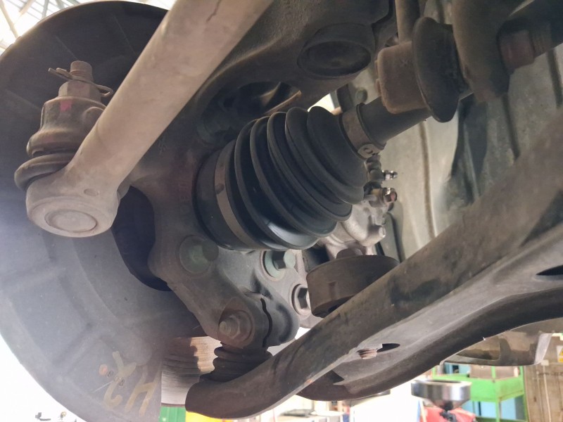 Recambio de mangueta delantera izquierda para mazda cx-30 (dm, dt, ed) skyactiv-g m hybrid referencia OEM IAM DFR533031A  