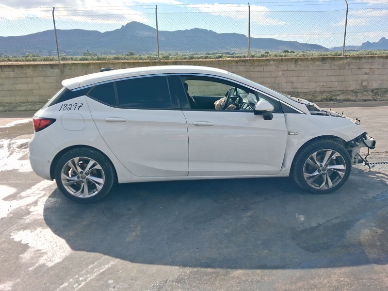 opel astra k (b16) del año 2016