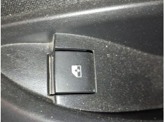 MANDO ELEVALUNAS TRASERO DERECHO 13408452 