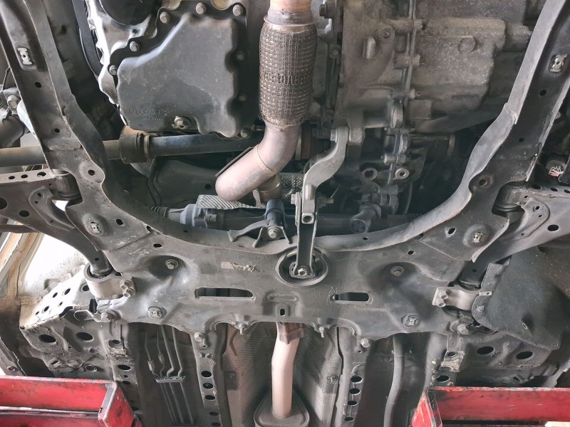 Recambio de puente delantero para opel astra k (b16) 1.4 turbo (68) referencia OEM IAM 39197524  