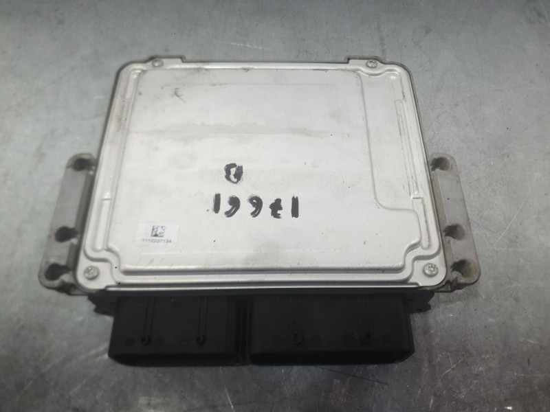 Recambio de centralita motor uce para peugeot 308 sw ii (lc_, lj_, lr_, lx_, l4_) 1.5 bluehdi 130 referencia OEM IAM 1638427280 
