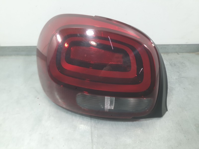 Recambio de piloto trasero izquierdo para citroën c3 iii (sx) 1.5 bluehdi 100 (sxyhyp, sxyhtu) referencia OEM IAM 9812257580  