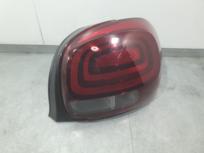 Recambio de piloto trasero derecho para citroën c3 iii (sx) 1.5 bluehdi 100 (sxyhyp, sxyhtu) referencia OEM IAM 9812257480  