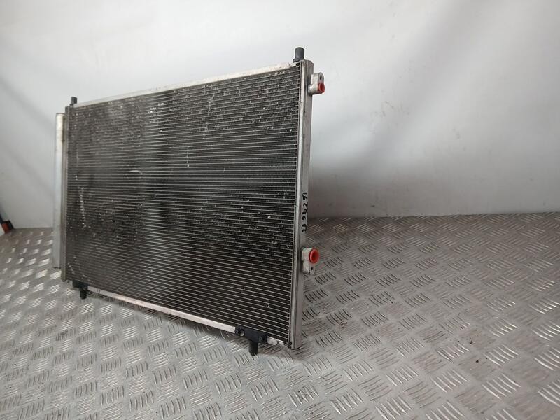 Recambio de condensador / radiador aire acondicionado para toyota rav 4 exclusive referencia OEM IAM 8846042110  