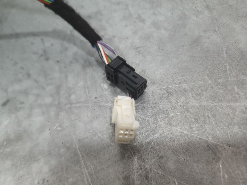 Recambio de retrovisor izquierdo para citroën c3 iii (sx) 1.5 bluehdi 100 (sxyhyp, sxyhtu) referencia OEM IAM 98267133XT  
