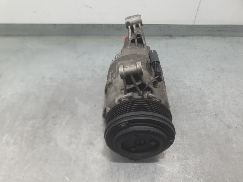 Recambio de compresor aire acondicionado para mini mini (r50, r53) cooper referencia OEM IAM 64526918122  