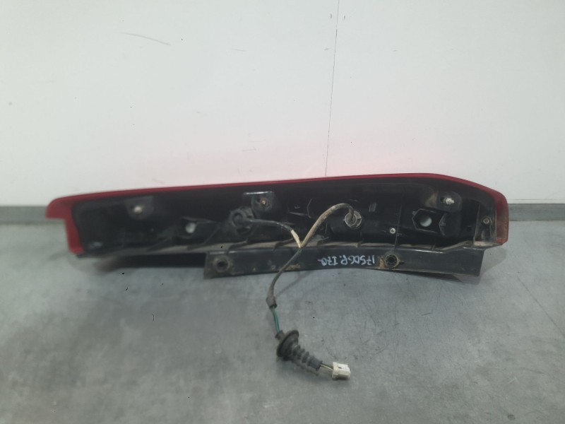 Recambio de piloto trasero izquierdo para nissan x-trail ii (t31) 2.0 dci 4x4 referencia OEM IAM 26555JG00B TOCADO 