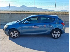 opel astra j (p10) del año 2014