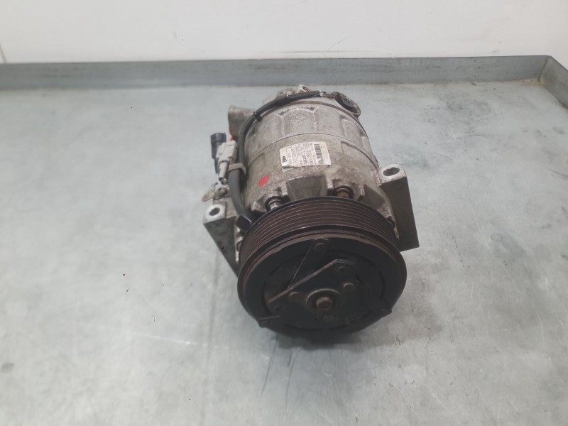 Recambio de compresor aire acondicionado para nissan x-trail ii (t31) 2.0 dci 4x4 referencia OEM IAM 92600JD71B  