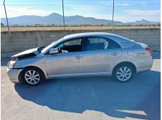 toyota avensis (_t25_) del año 2006