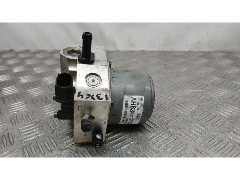 Recambio de bomba freno para kia niro emotion plug-in hybrid referencia OEM IAM 58600G5300 MANDO BH63074D00