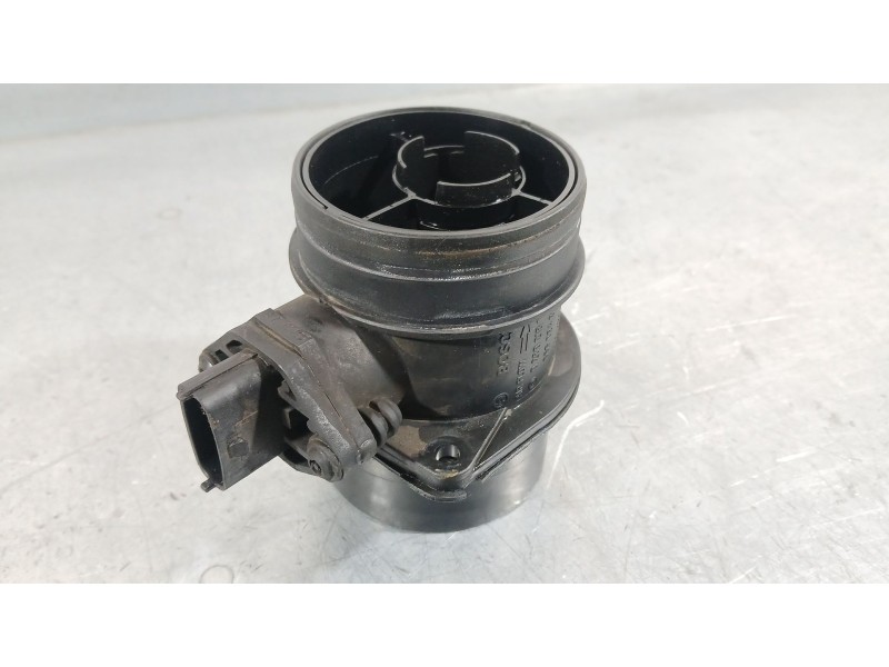 Recambio de caudalimetro para ssangyong rodius i 2.7 xdi referencia OEM IAM   