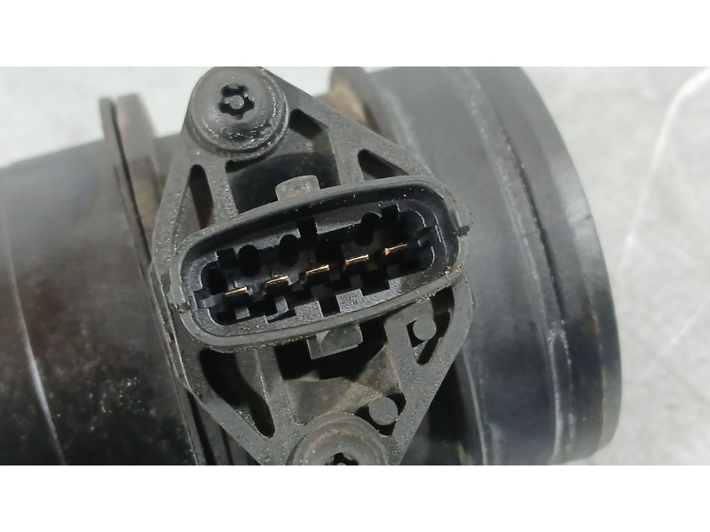 Recambio de caudalimetro para ssangyong rodius i 2.7 xdi referencia OEM IAM   