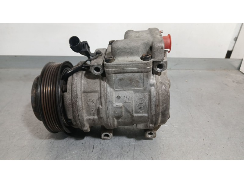 Recambio de compresor aire acondicionado para ssangyong rodius i 2.7 xdi referencia OEM IAM 6652300211  