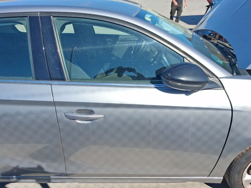 Recambio de puerta delantera derecha para opel corsa f (p2jo) 1.2 (68) referencia OEM IAM 9837705880  