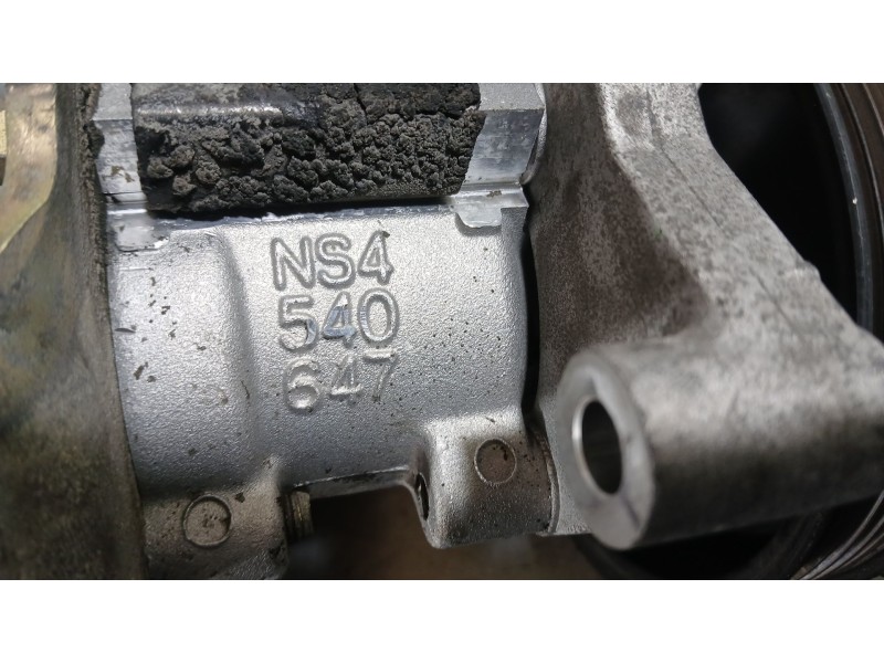 Recambio de bomba direccion para ssangyong rodius i 2.7 xdi referencia OEM IAM 6654602980  