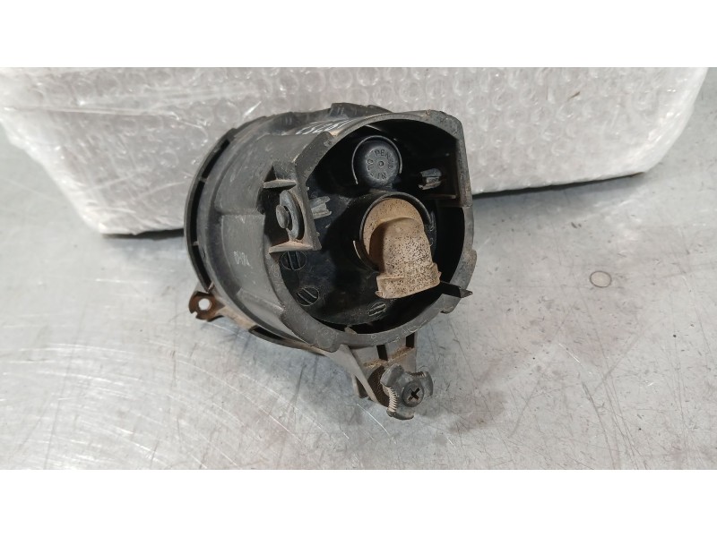 Recambio de faro antiniebla derecho para ssangyong rodius i 2.7 xdi referencia OEM IAM   