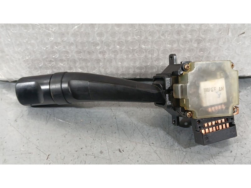 Recambio de mando limpia para ssangyong rodius i 2.7 xdi referencia OEM IAM   