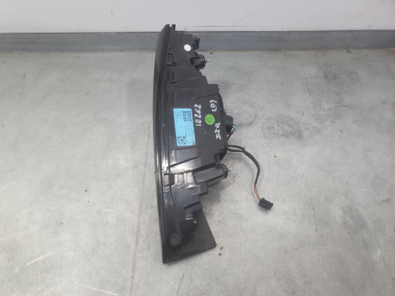 Recambio de piloto trasero izquierdo interior para mg mg 3(zp2) hybrid+ standard referencia OEM IAM 12101469  