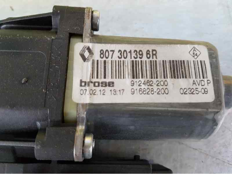 Recambio de motor elevalunas delantero derecho para renault megane iii berlina 5 p business referencia OEM IAM 912462200 8073013