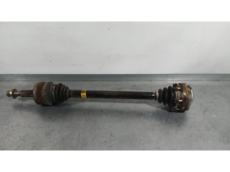 Recambio de transmision trasera izquierda para ssangyong rodius i 2.7 xdi referencia OEM IAM 4230021201  