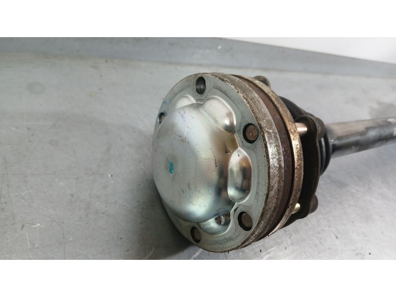 Recambio de transmision trasera derecha para ssangyong rodius i 2.7 xdi referencia OEM IAM 4230021201  