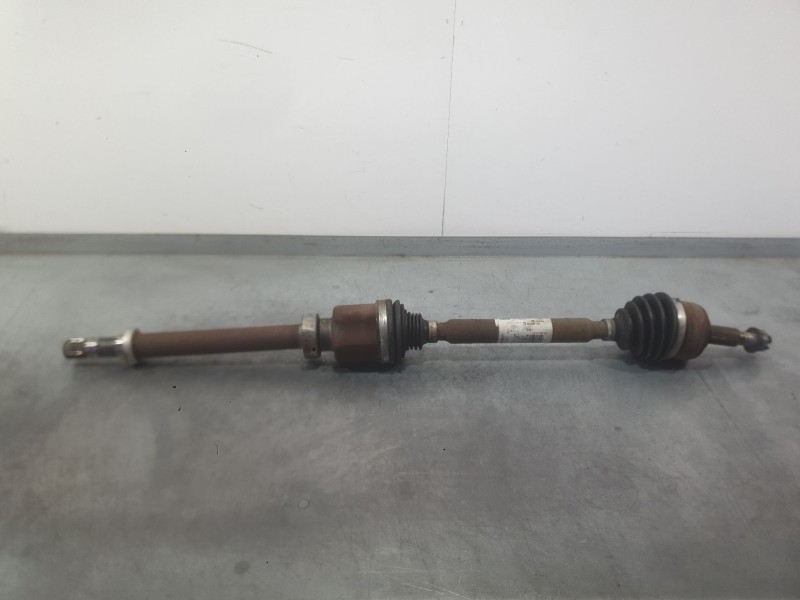 Recambio de transmision delantera derecha para renault megane iv hatchback (b9a/m/n_) 1.5 blue dci 115 (b9a6) referencia OEM IAM